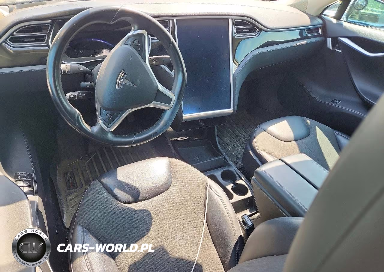 2015 Tesla Model S 85D VIN:5YJSA1H24FFP70679 - 8