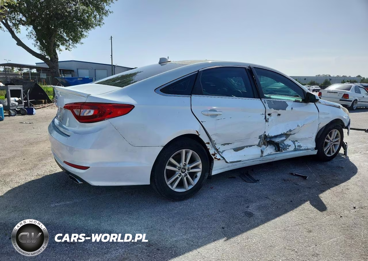 2015 Hyundai Sonata Se VIN:5NPE24AF0FH172471 - 3