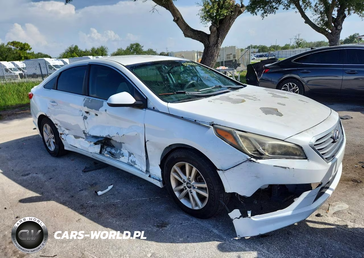 2015 Hyundai Sonata Se VIN:5NPE24AF0FH172471 - 4
