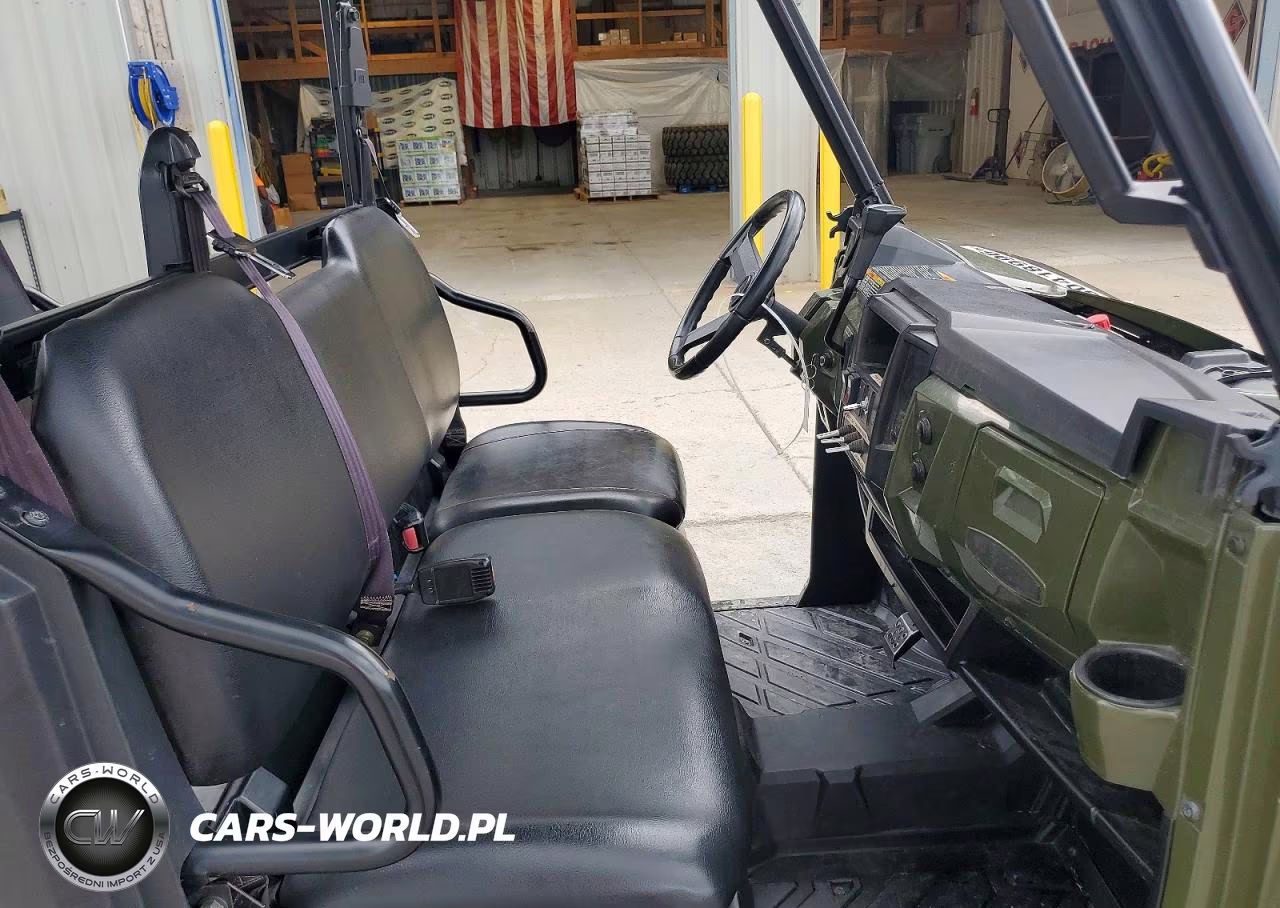 2015 Polaris Ranger Utility Vehicle VIN:4XARUY876FB313084 - 5
