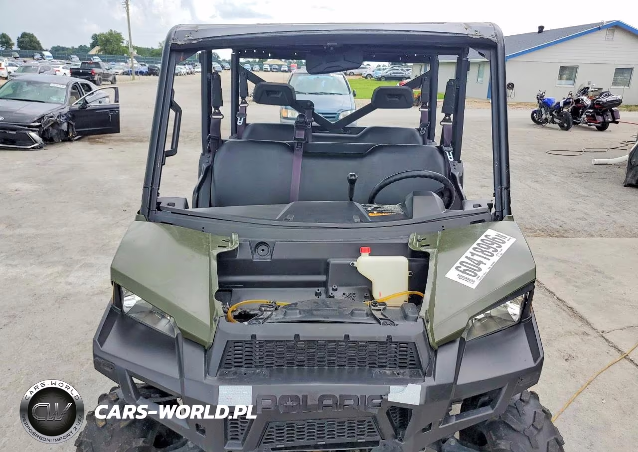 2015 Polaris Ranger Utility Vehicle VIN:4XARUY876FB313084 - 9