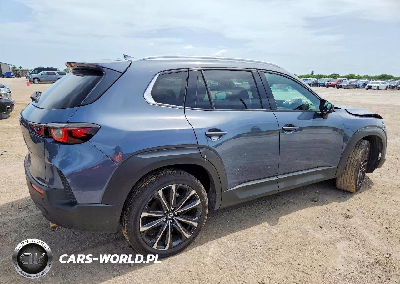 2026 Mazda Cx-50 Premium VIN:7MMVABDL5TN452584 - 3