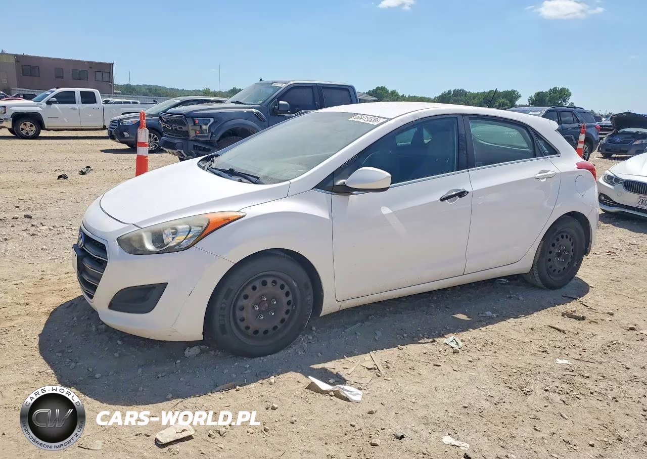 2016 Hyundai Elantra Gt Base – zdjęcie 1 z 12