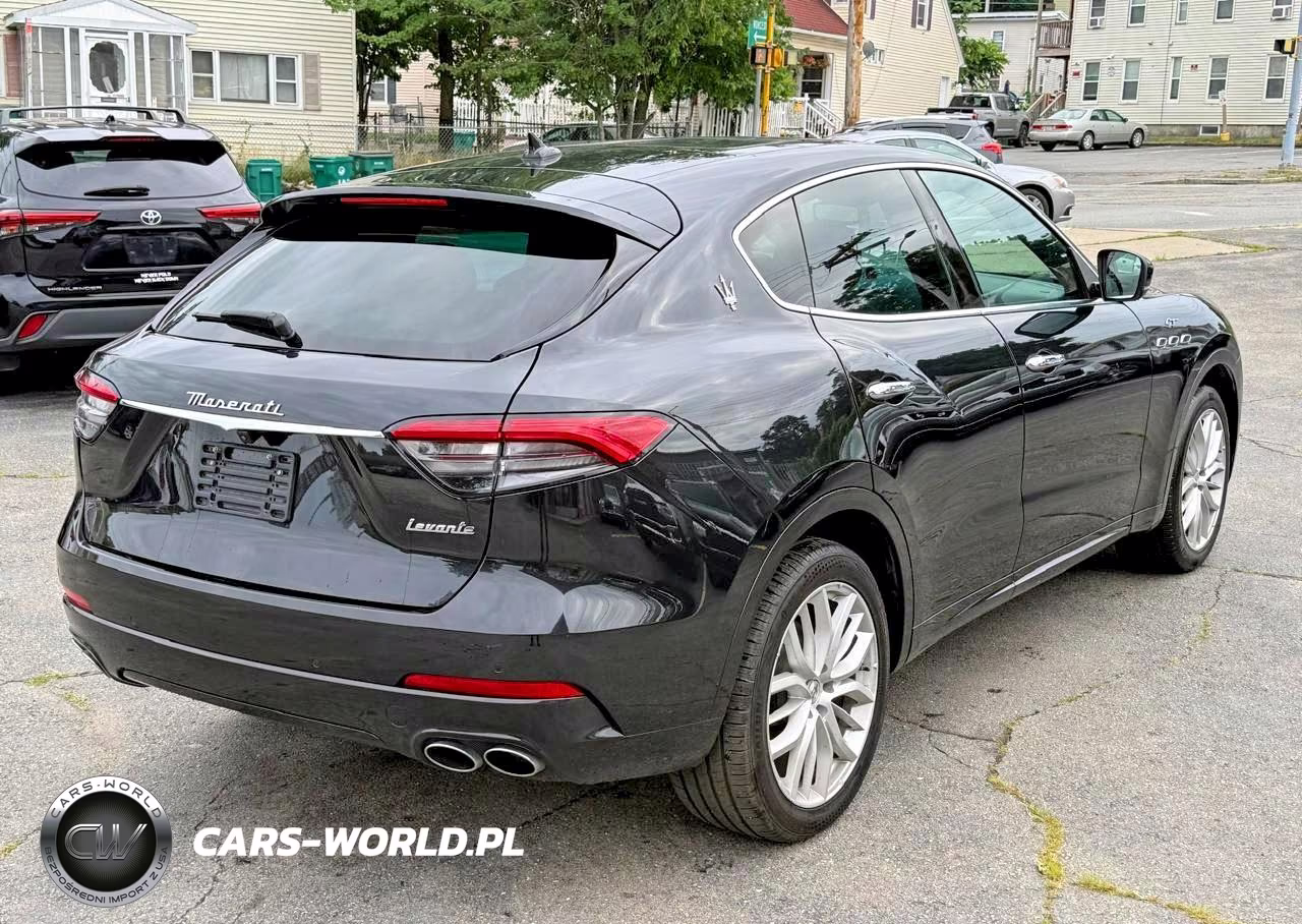 2022 Maserati Levante Base VIN:ZN661XUA4NX388740 - 3