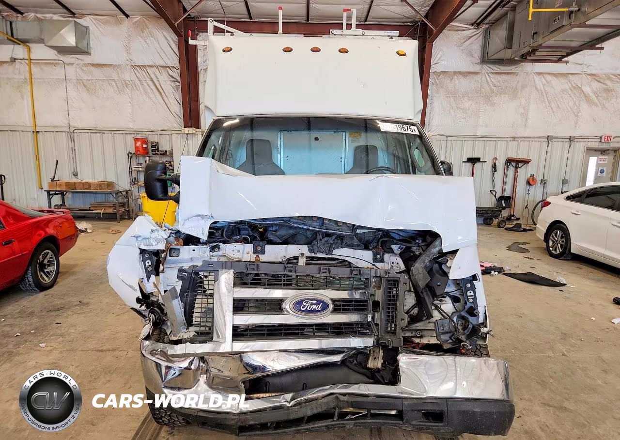 2016 Ford Econoline E350 Super Duty Cutaway Van VIN:1FDWE3FLXGDC12109 - 5