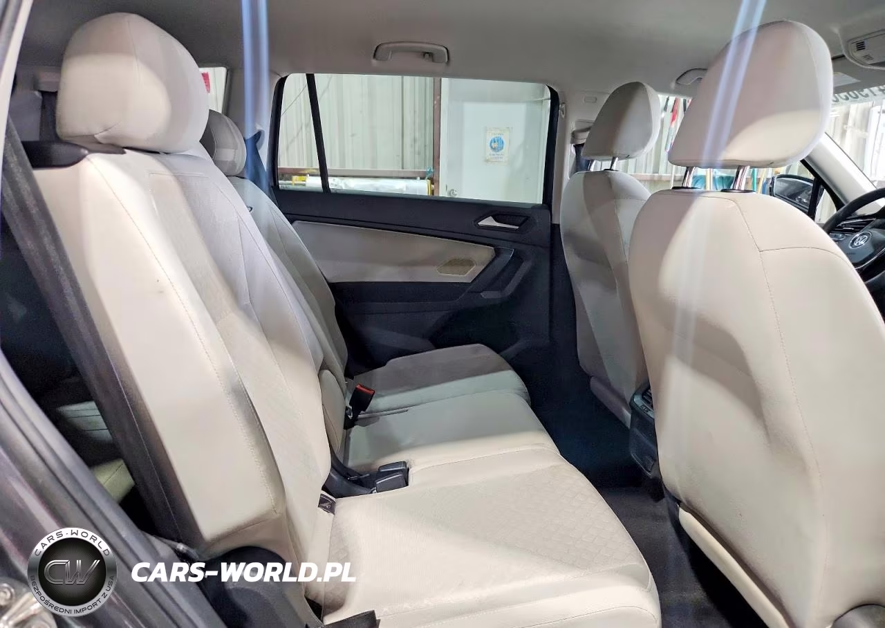 2019 Volkswagen Tiguan S VIN:3VV0B7AX7KM095494 - 11