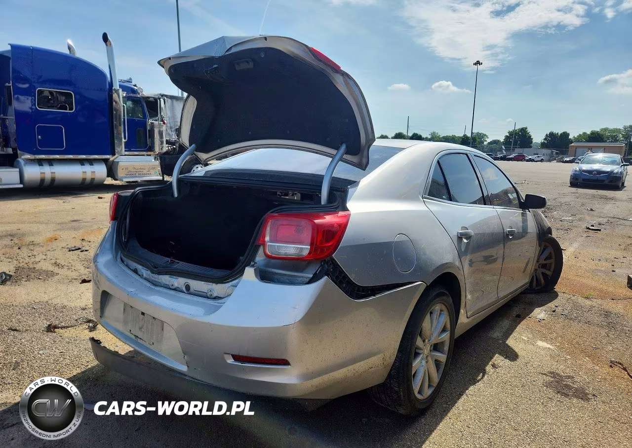 2014 Chevrolet Malibu 2Lt VIN:1G11E5SL1EF286934 - 3