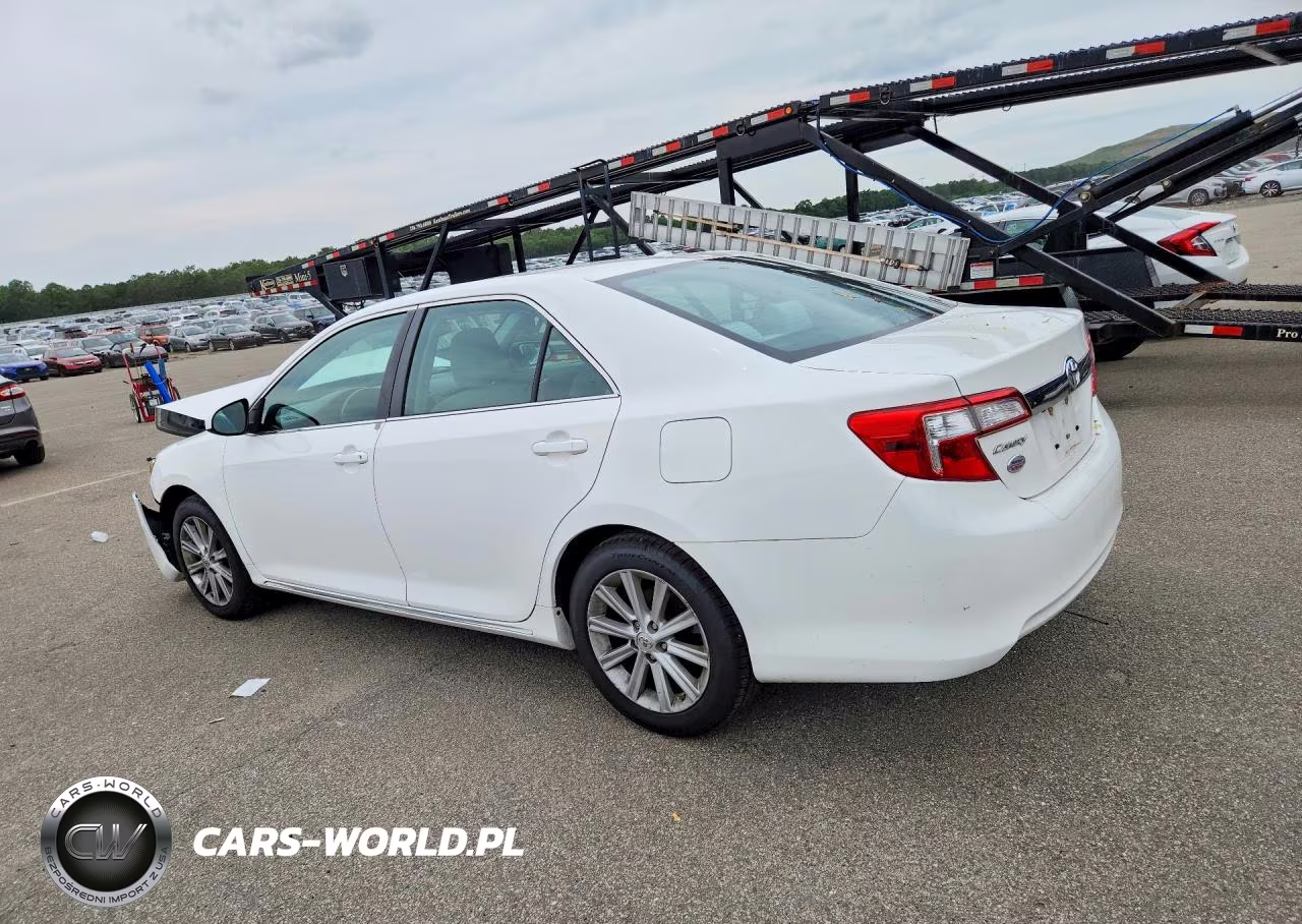 2014 Toyota Camry Xle VIN:4T4BF1FKXER395067 - 2