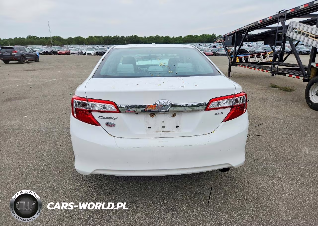 2014 Toyota Camry Xle VIN:4T4BF1FKXER395067 - 6