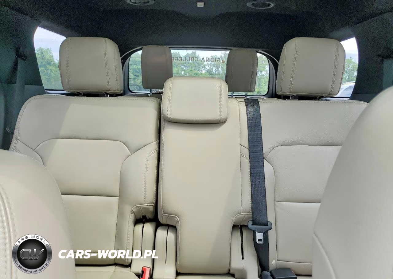2018 Ford Explorer Xlt VIN:1FM5K8D84JGB50504 - 10
