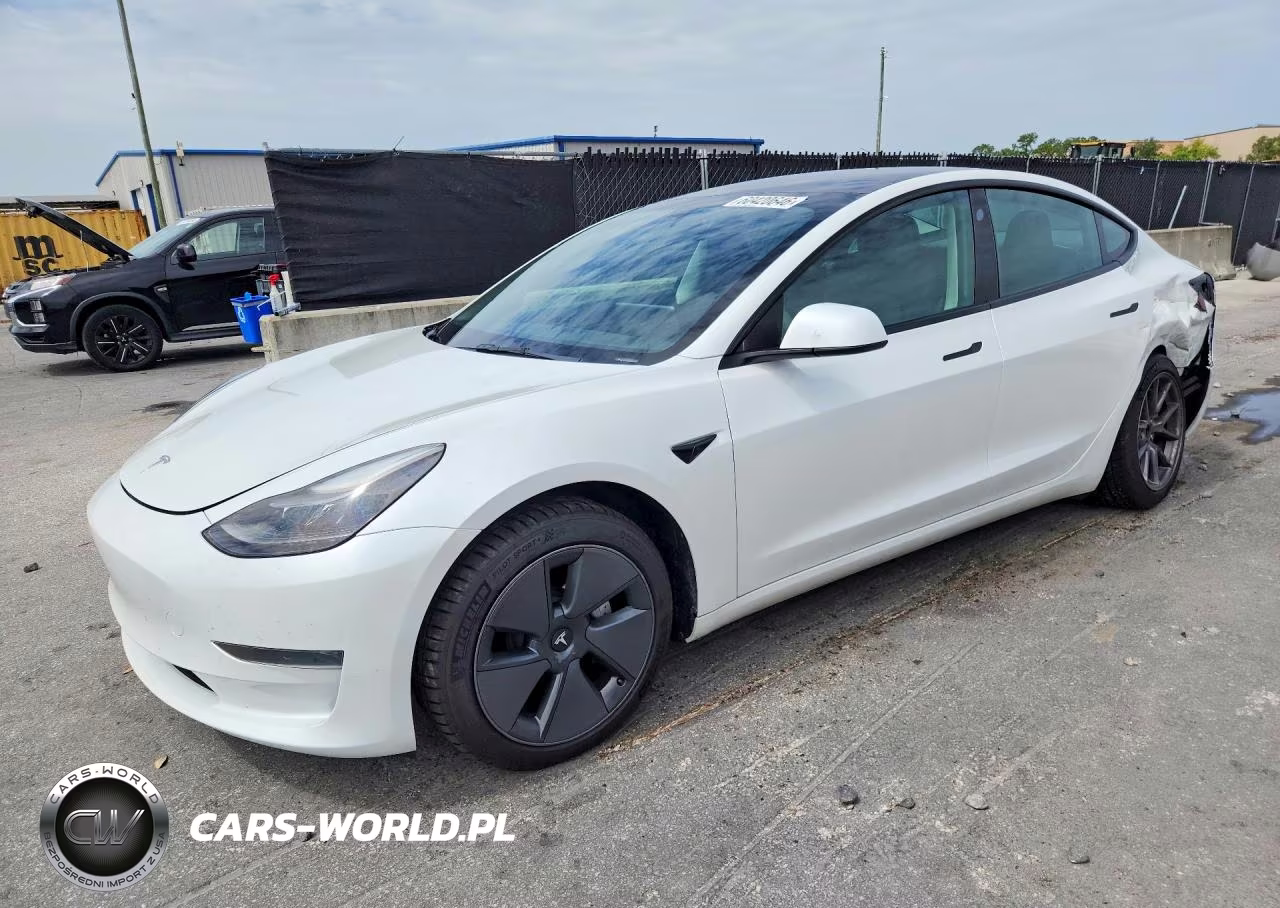 2023 Tesla Model 3 – zdjęcie 1 z 12