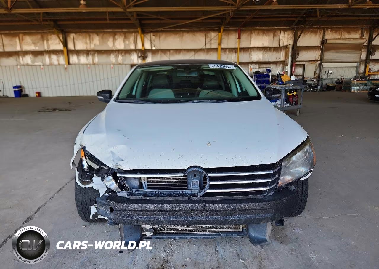2014 Volkswagen Passat Se VIN:1VWBT7A38EC117457 - 5
