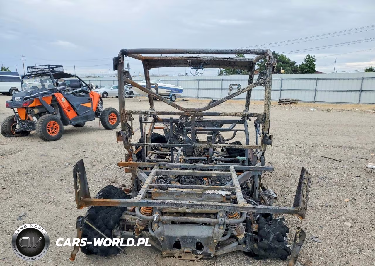 2016 Can-Am Defender X - Utility Vehicle VIN:3JBUKAP48GK000635 - 10