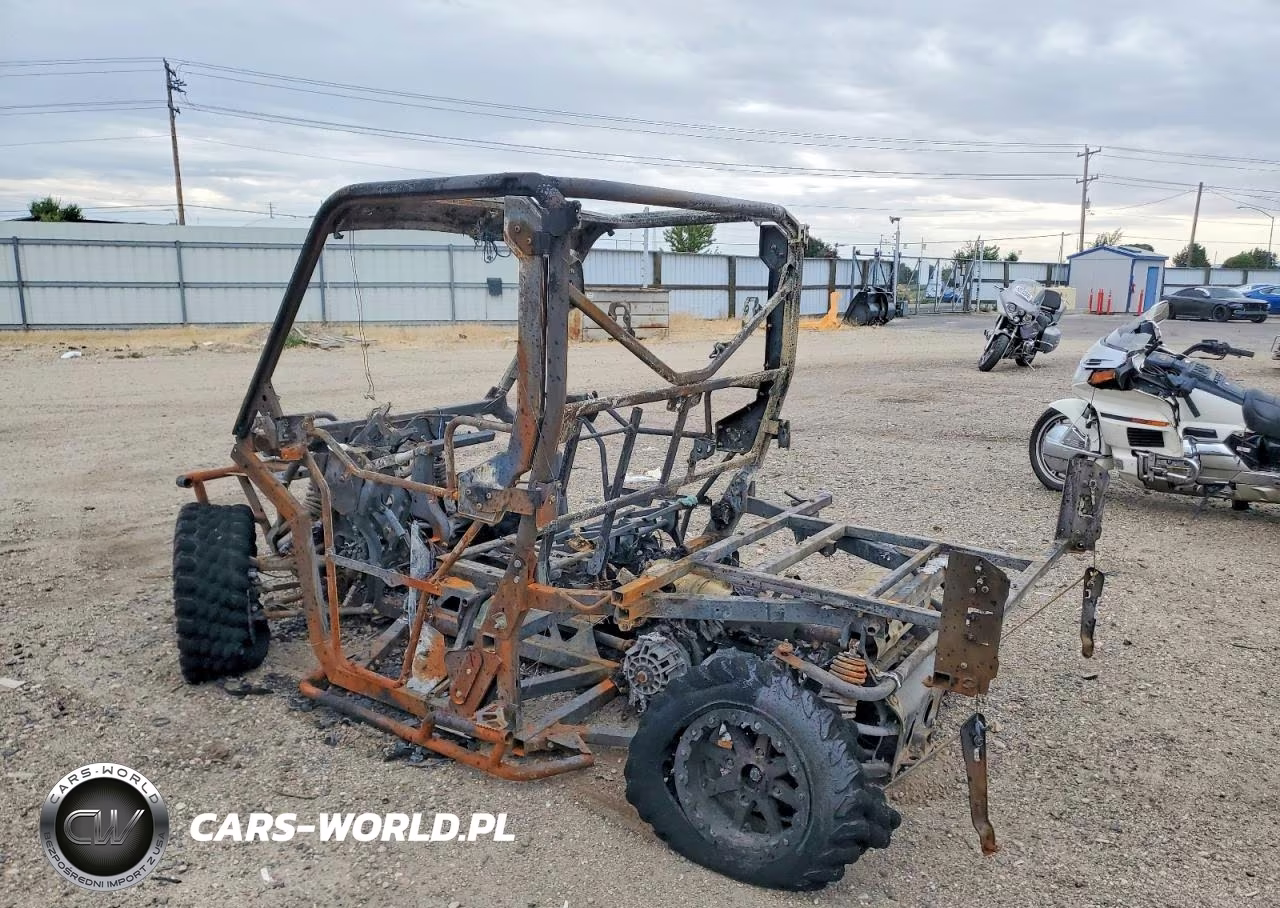 2016 Can-Am Defender X - Utility Vehicle VIN:3JBUKAP48GK000635 - 3