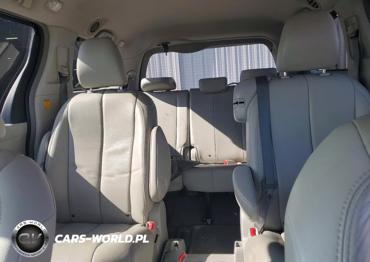 2012 Toyota Sienna Xle 8-Passenger VIN:5TDYK3DC7CS273344 - 10
