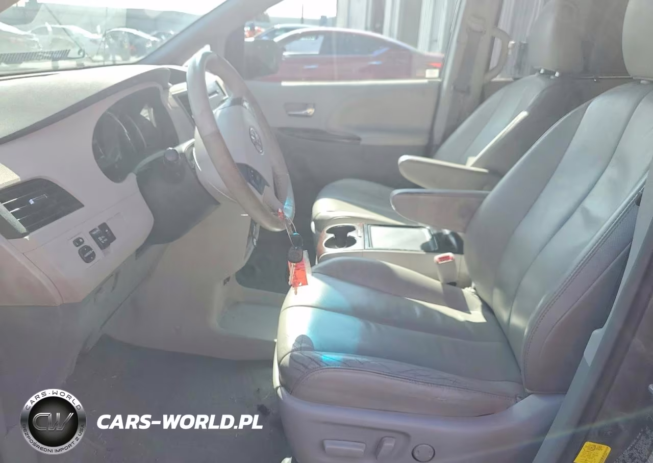 2012 Toyota Sienna Xle 8-Passenger VIN:5TDYK3DC7CS273344 - 7