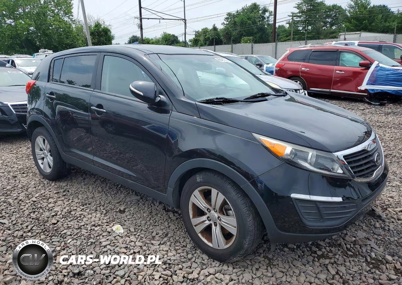 2013 Kia Sportage Lx VIN:KNDPBCA23D7400173 - 4