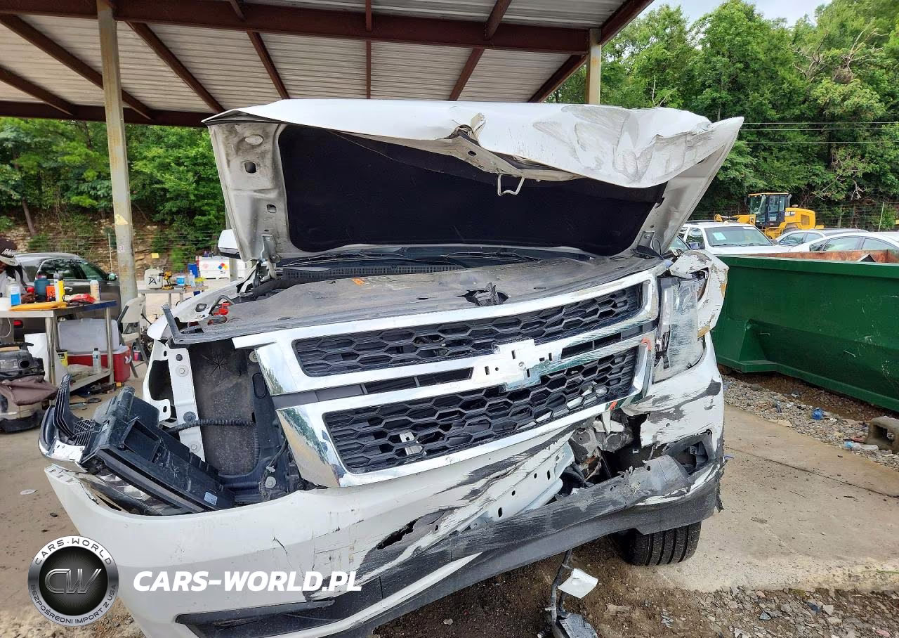 2018 Chevrolet Suburban K1500 Lt VIN:1GNSKHKC7JR186438 - 5