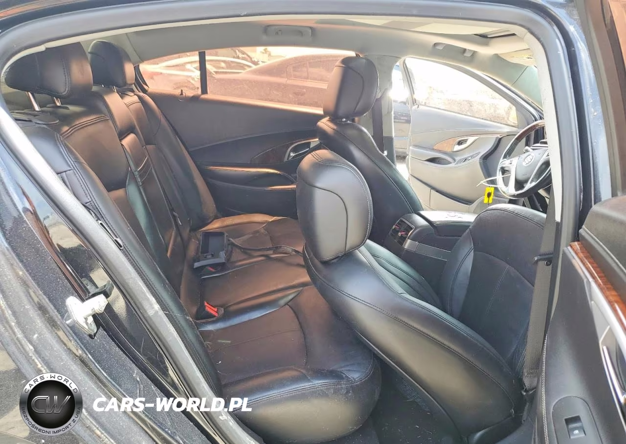 2010 Buick Lacrosse Cxs VIN:1G4GE5GV4AF178079 - 10