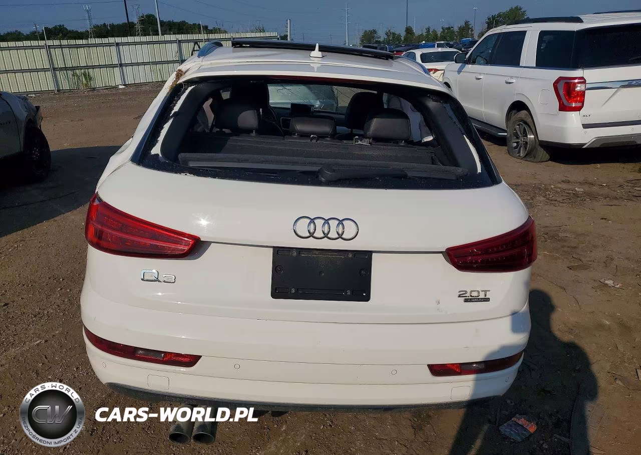 2016 Audi Q3 Premium Plus VIN:WA1EFCFS0GR020148 - 6