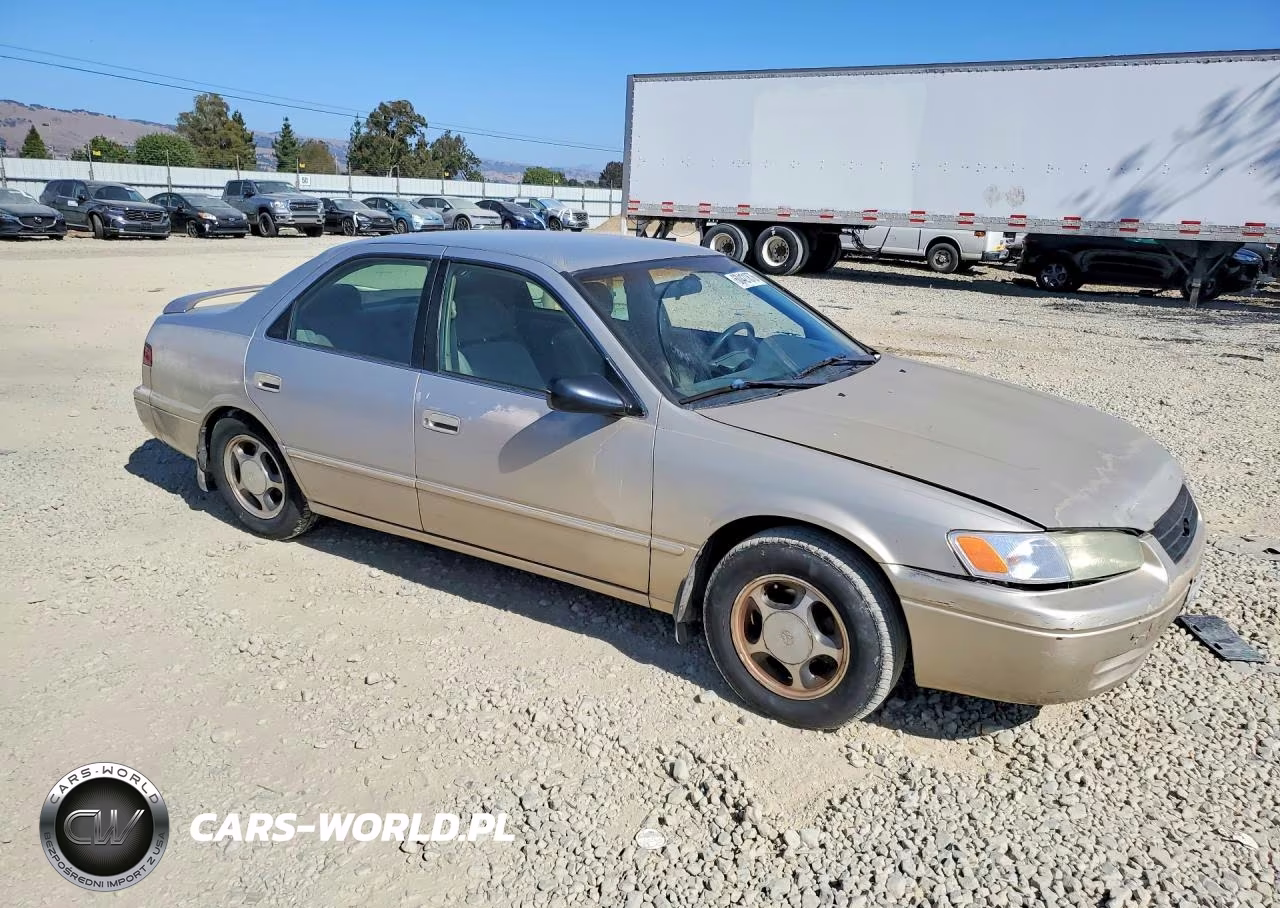 1998 Toyota Camry Le VIN:4T1BG22K7WU271410 - 4