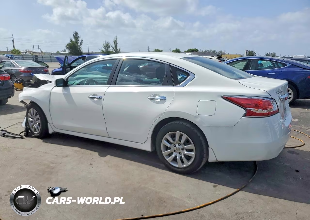 2015 Nissan Altima 2.5 S VIN:1N4AL3AP4FC435173 - 2