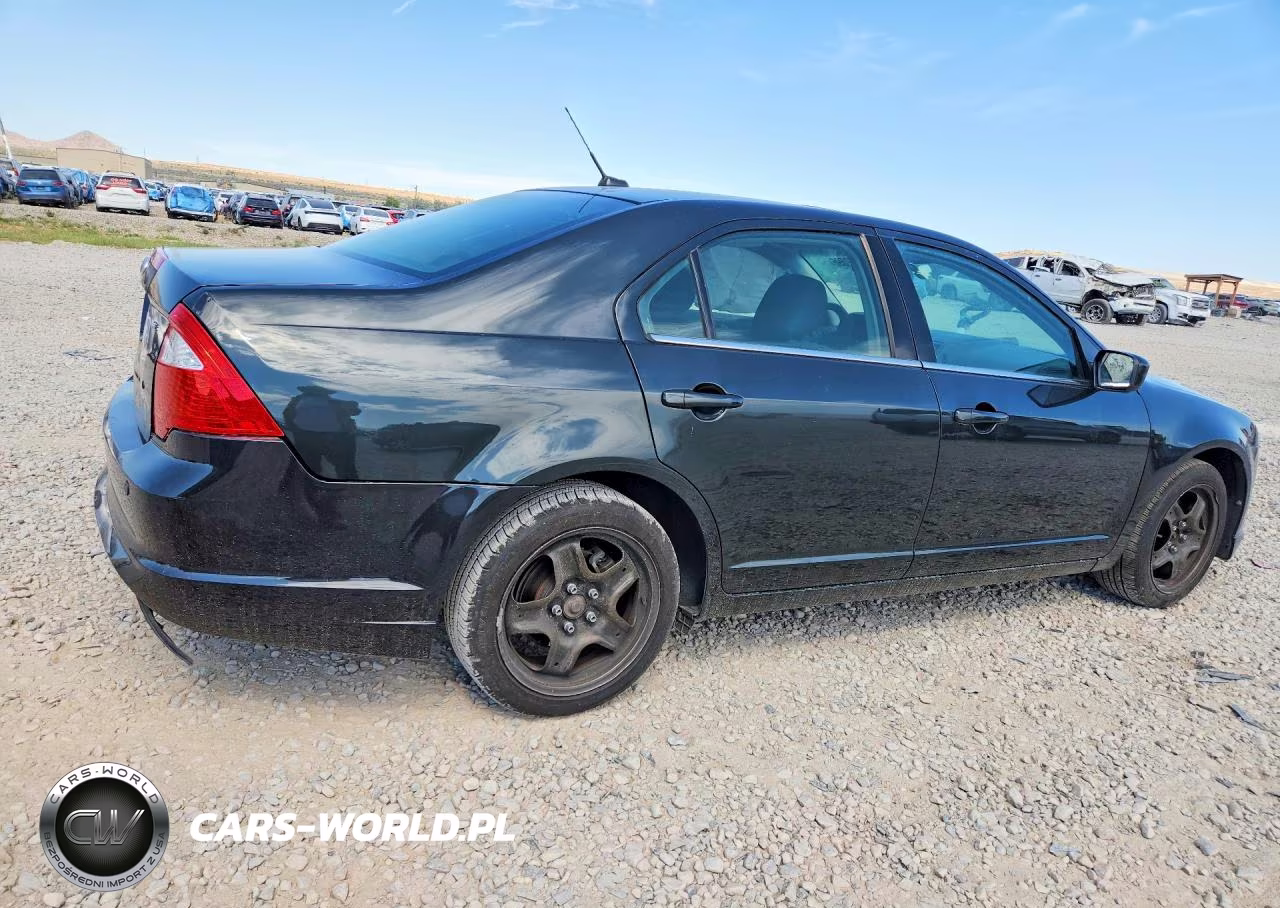 2010 Ford Fusion Se VIN:3FAHP0HA0AR421347 - 3