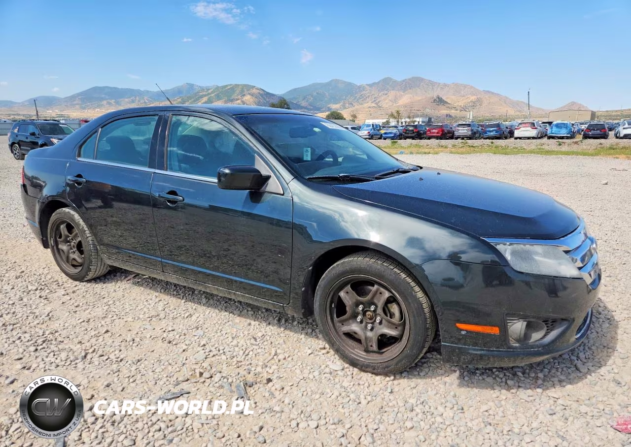 2010 Ford Fusion Se VIN:3FAHP0HA0AR421347 - 4
