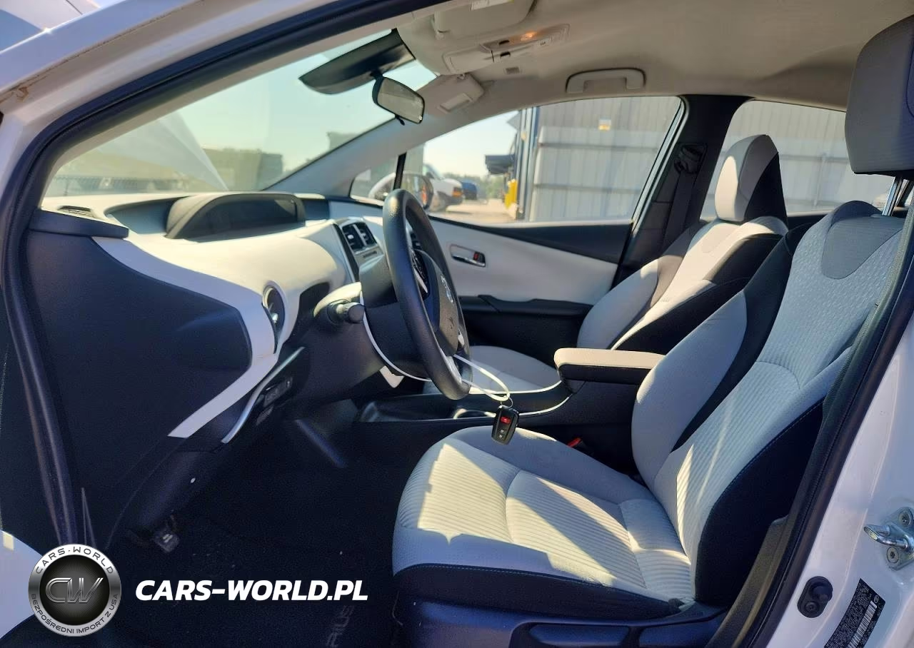 2018 Toyota Prius Two Eco VIN:JTDKARFU3J3068023 - 7