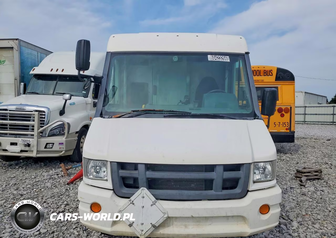 2017 Isuzu Reach Delivery Van VIN:JALB4T170H7W00237 - 5