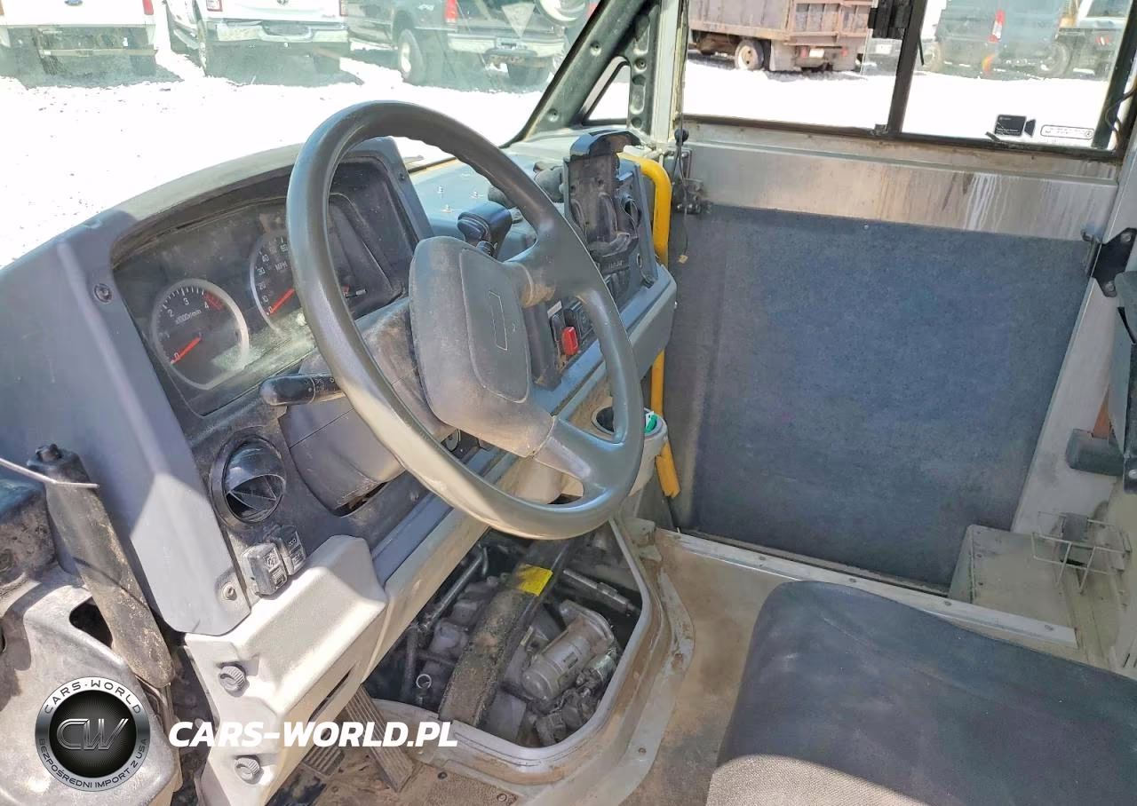 2017 Isuzu Reach Delivery Van VIN:JALB4T170H7W00237 - 8