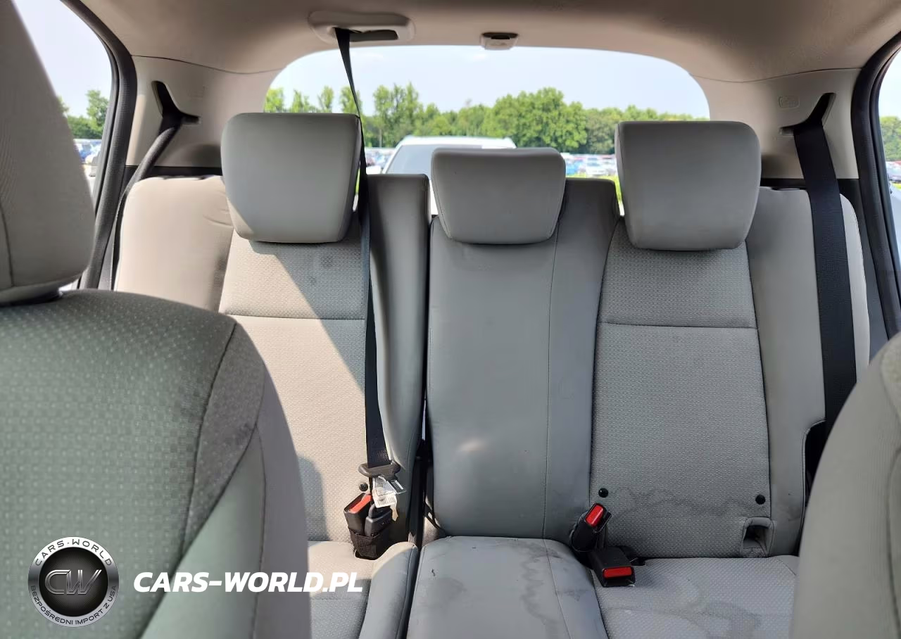 HONDA HR-V LX VIN:3CZRU5H32KM720532 - 10