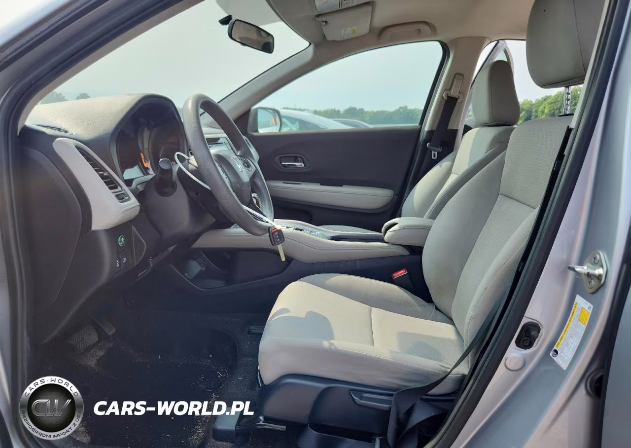 HONDA HR-V LX VIN:3CZRU5H32KM720532 - 7
