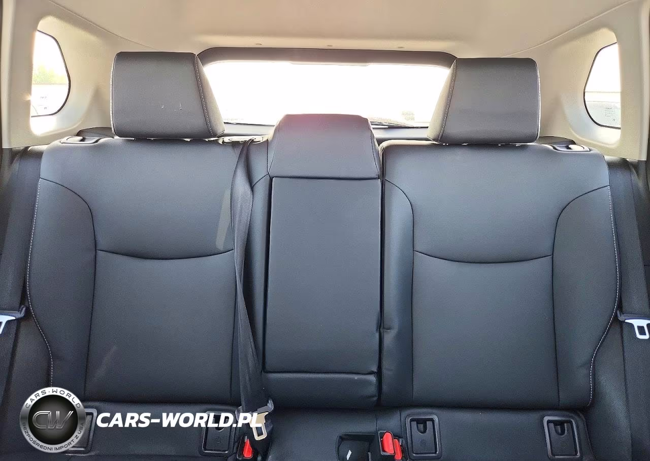 2026 Toyota Corolla Cross Xle VIN:7MUDAAAG6TV189714 - 10