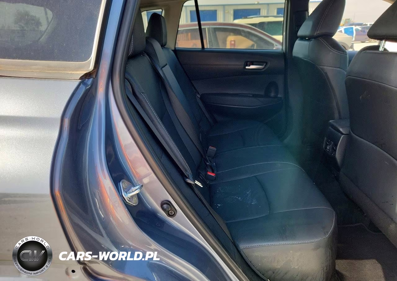 2026 Toyota Corolla Cross Xle VIN:7MUDAAAG6TV189714 - 11