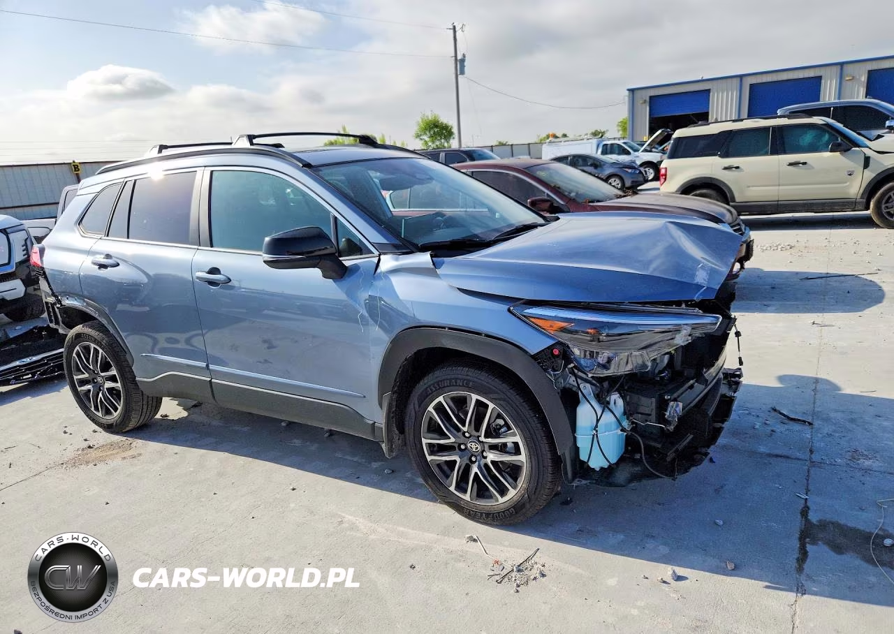 2026 Toyota Corolla Cross Xle VIN:7MUDAAAG6TV189714 - 4