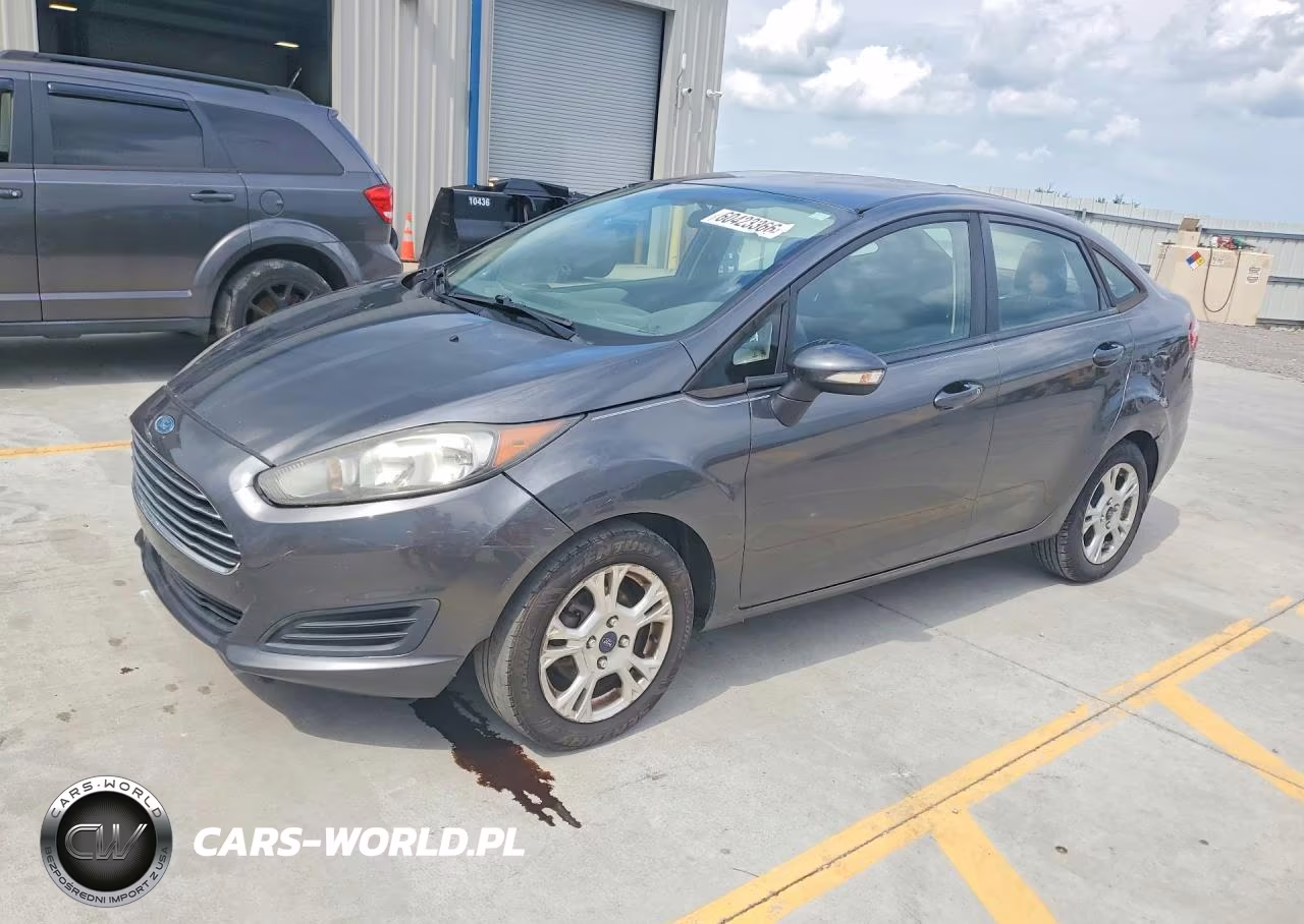 2015 Ford Fiesta Se – zdjęcie 1 z 12