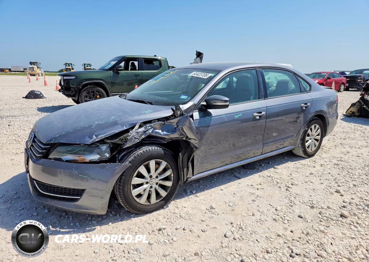 2013 Volkswagen Passat S VIN:1VWAH7A32DC105591 - 1