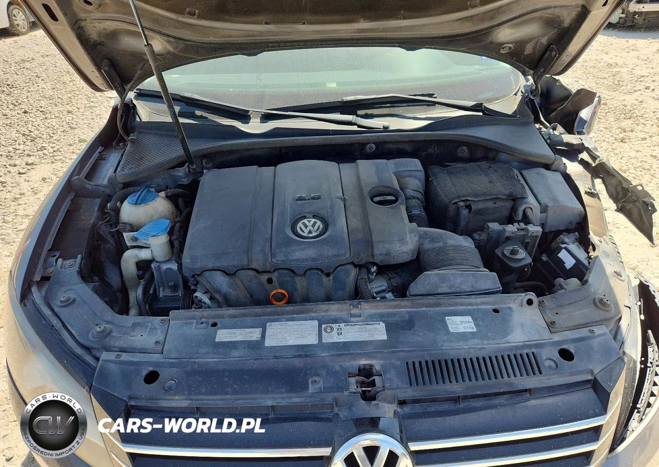 2013 Volkswagen Passat S VIN:1VWAH7A32DC105591 - 11