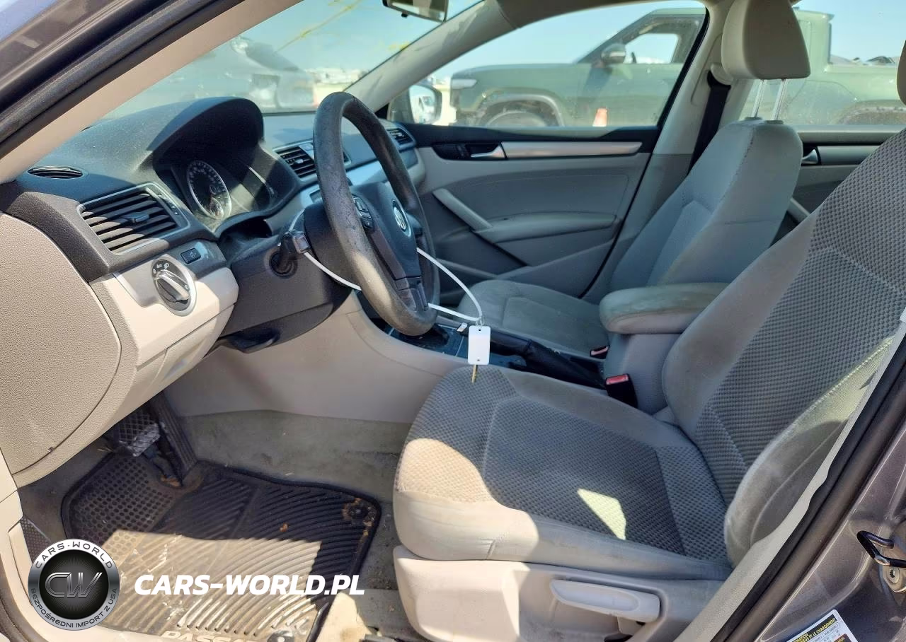 2013 Volkswagen Passat S VIN:1VWAH7A32DC105591 - 7