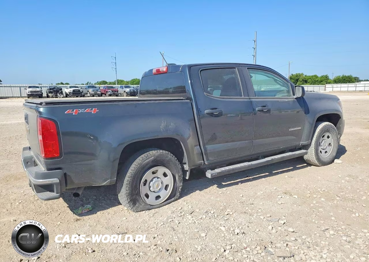 2017 Chevrolet Colorado VIN:1GCGTBENXH1287861 - 3