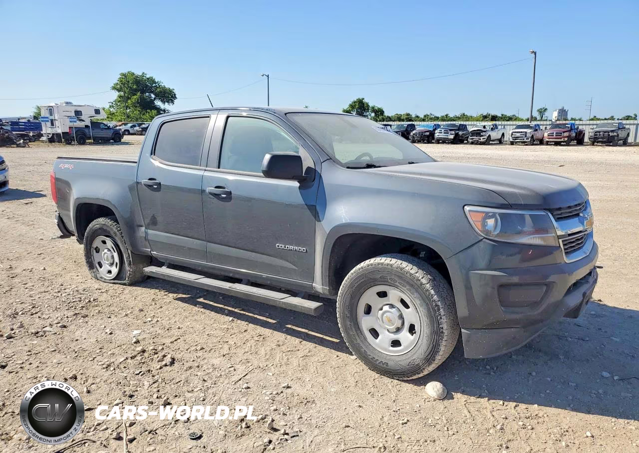 2017 Chevrolet Colorado VIN:1GCGTBENXH1287861 - 4
