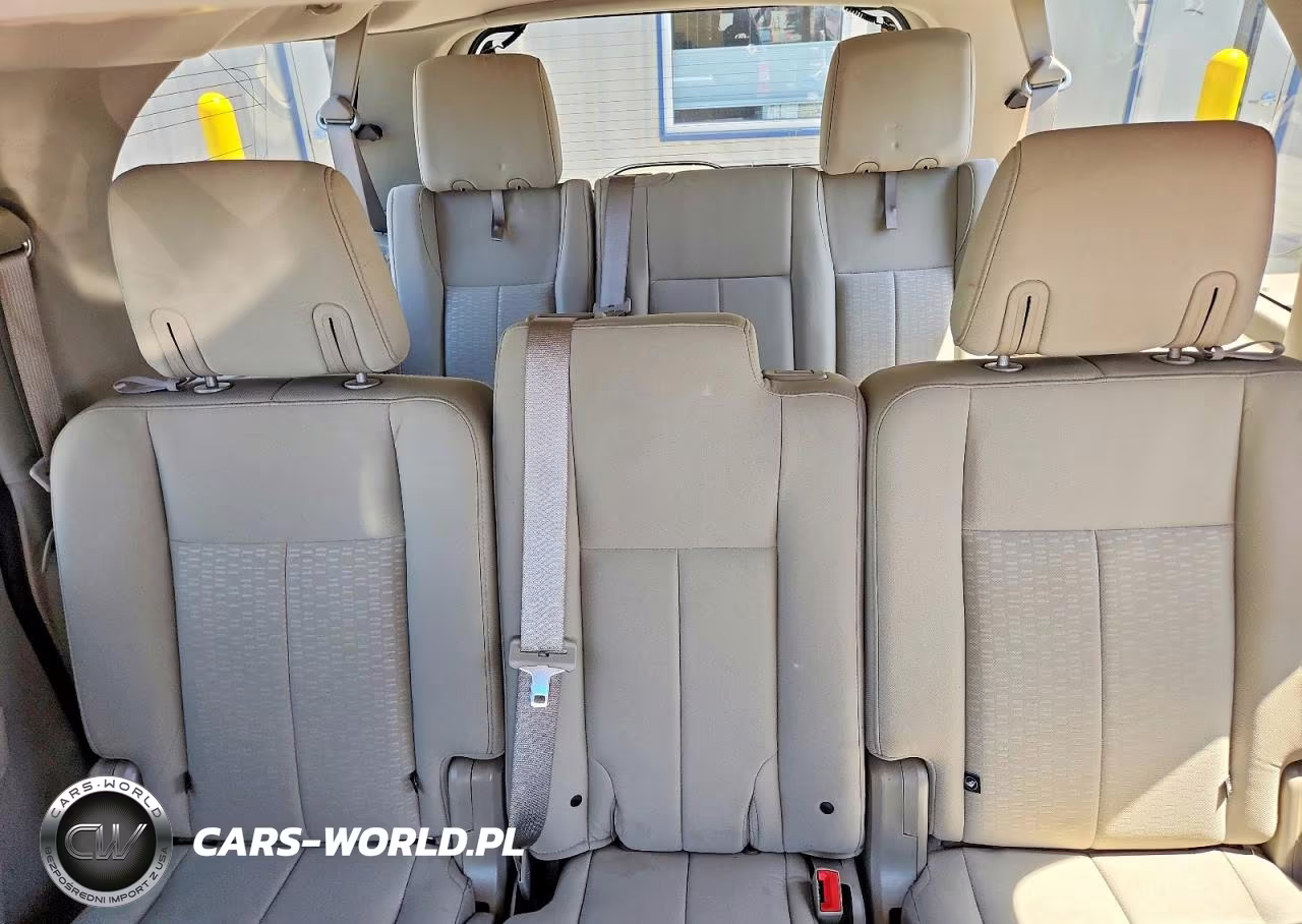 2011 Ford Expedition El Xlt VIN:1FMJK1J53BEF15297 - 10