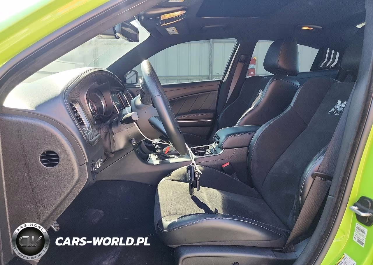 2023 Dodge Charger Scat Pack VIN:2C3CDXGJ8PH619125 - 7