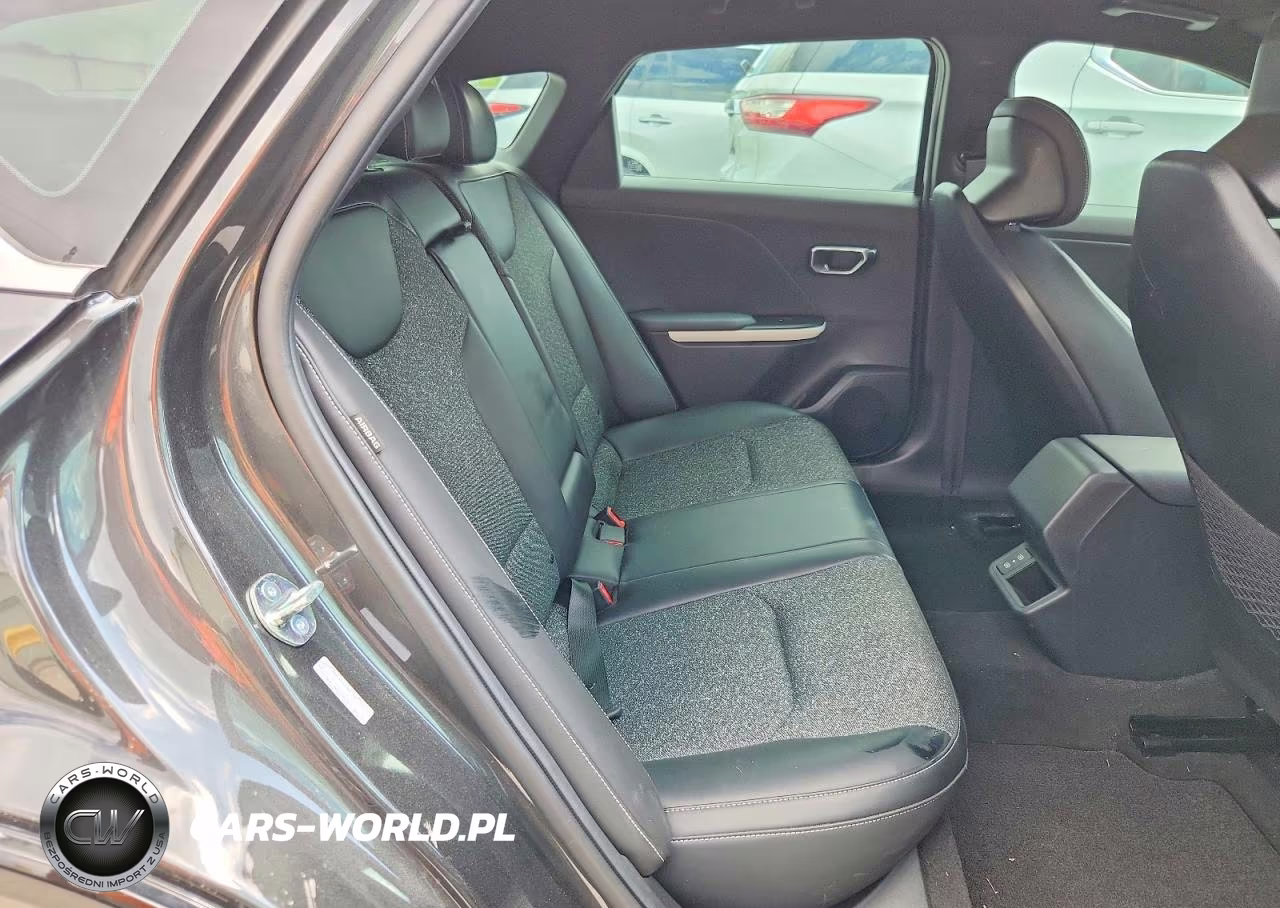 2025 Kia K4 Gt Line VIN:3KPFW4DEXSE249602 - 10