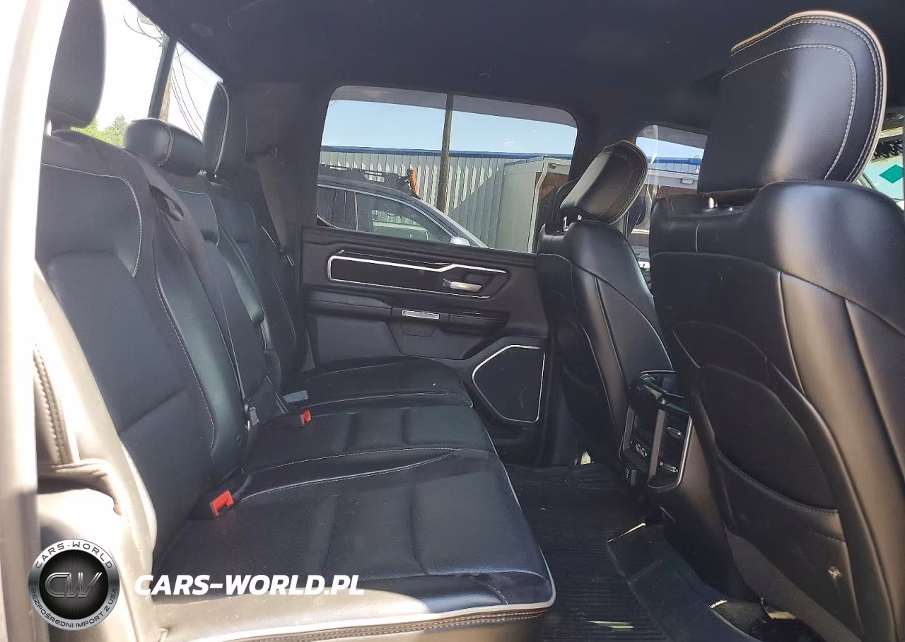 2020 Ram 1500 Laramie VIN:1C6SRFJT4LN314775 - 10