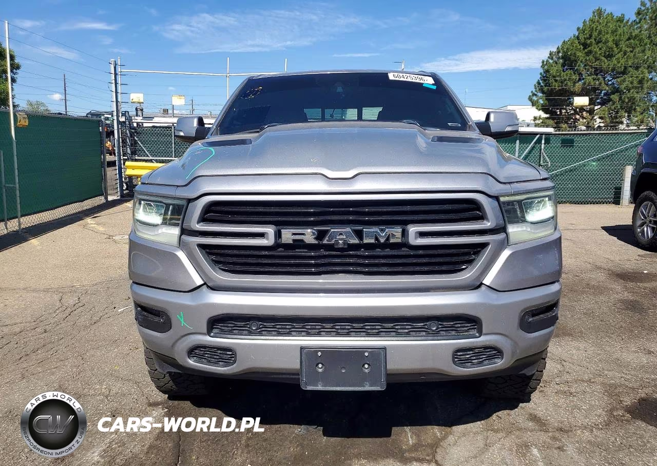 2020 Ram 1500 Laramie VIN:1C6SRFJT4LN314775 - 5