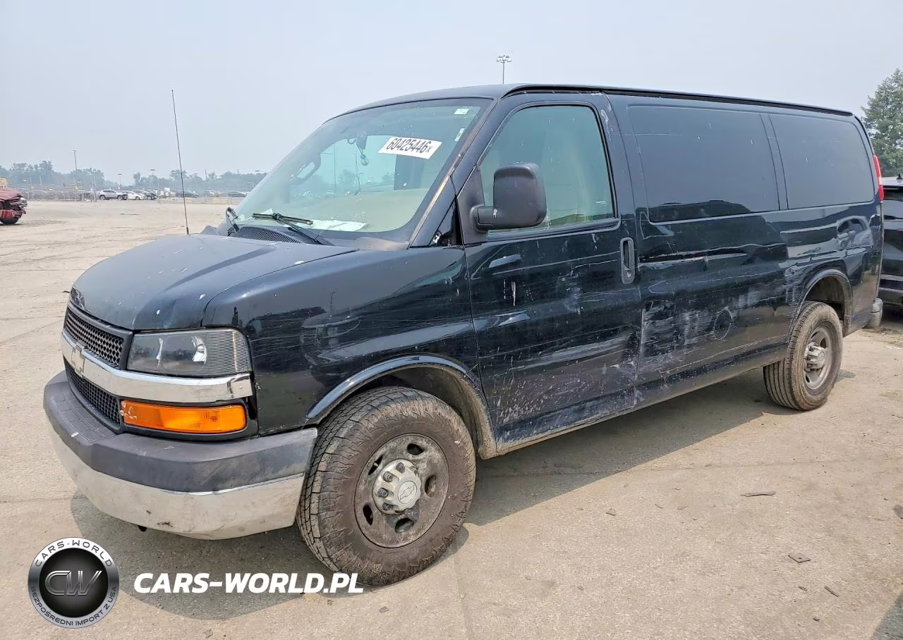 2017 Chevrolet Express 2500 Cargo Delivery Van – zdjęcie 1 z 13