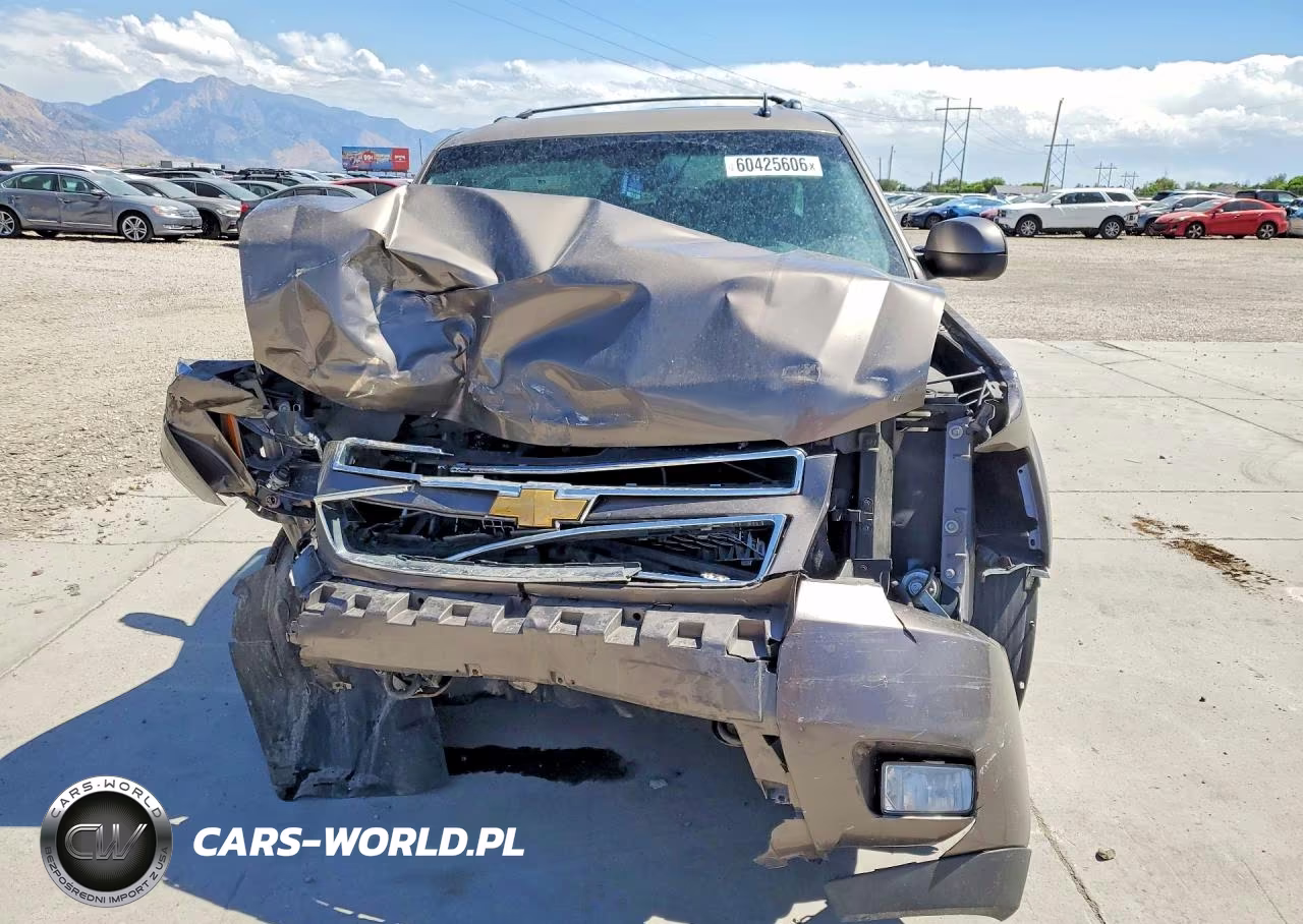 2013 Chevrolet Suburban K1500 Lt VIN:1GNSKJE79DR344062 - 5