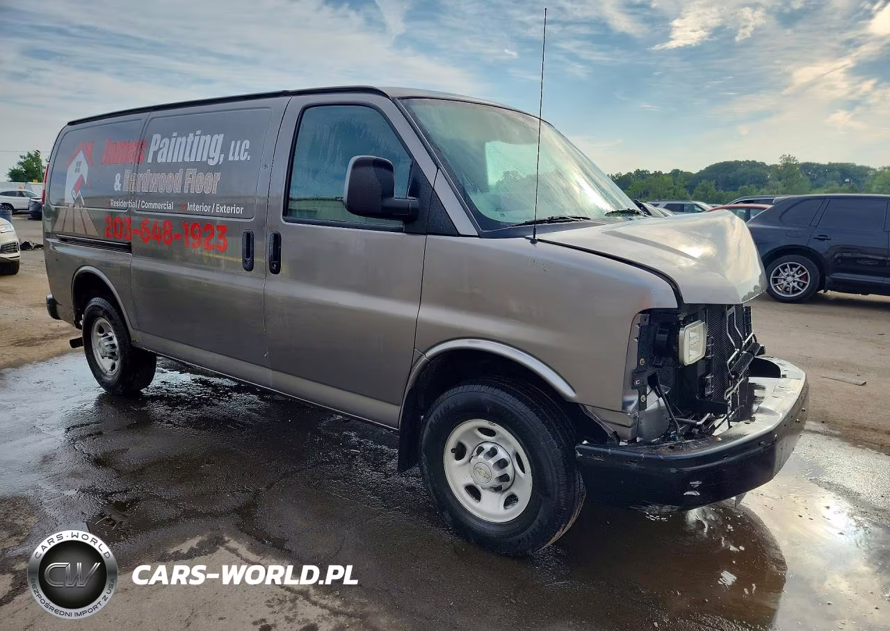 2012 Chevrolet Express G2500 VIN:1GCWGFCA9C1198718 - 4